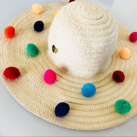 Betsey Johnson floppy straw hat - Picture 5 of 7